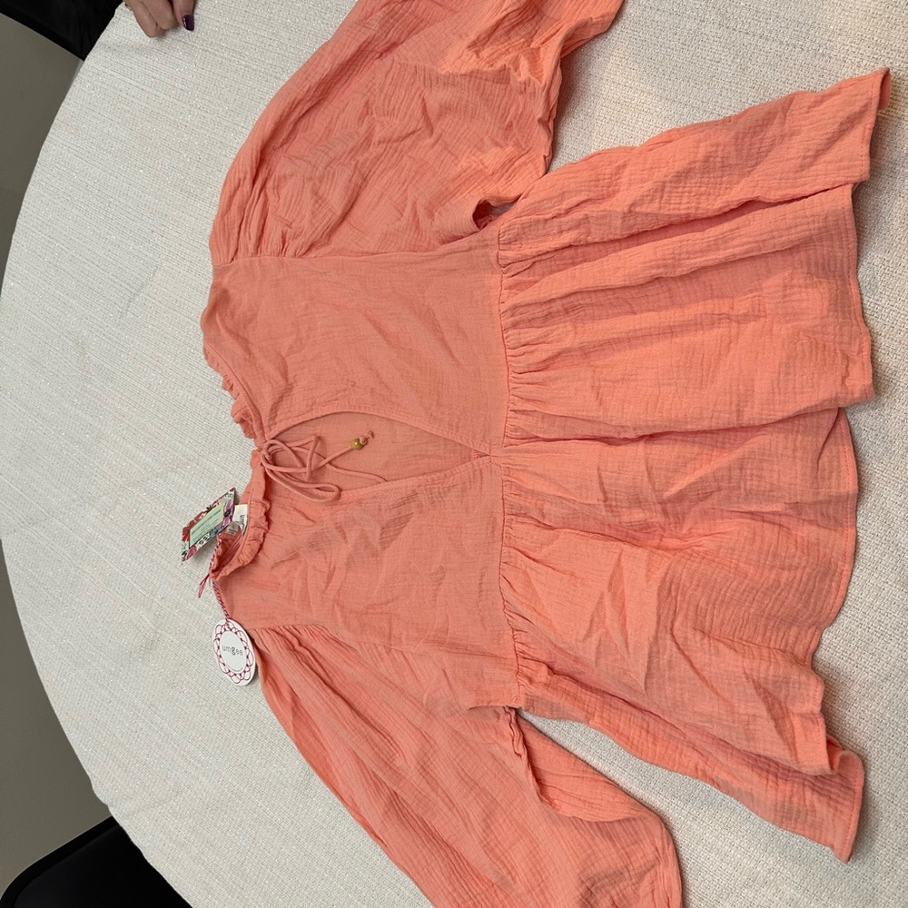 Women’s Peach blouse